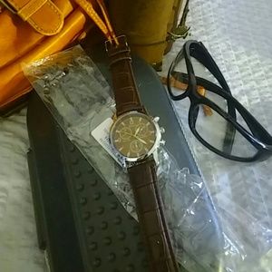 🎀Men Brown Leather Watch